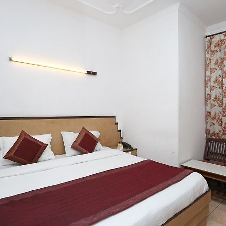 Capital O 10750 Hotel Vivek New Delhi Exterior photo