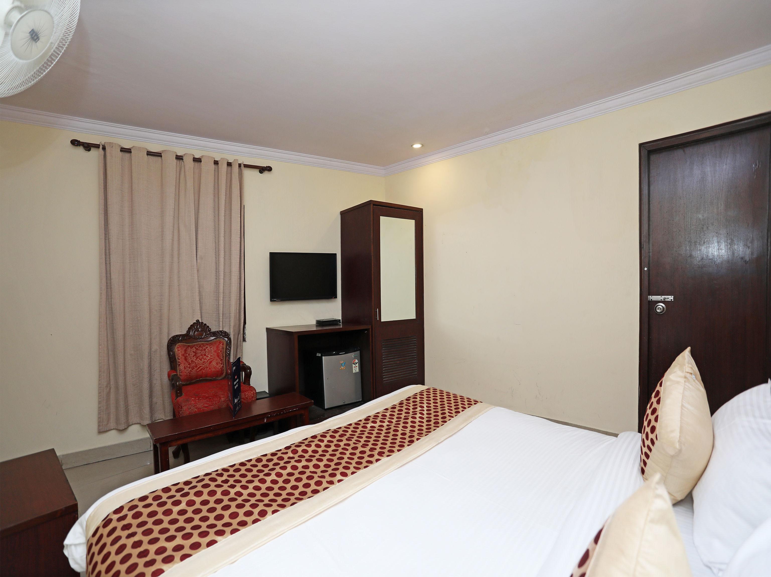 Capital O 10750 Hotel Vivek New Delhi Exterior photo