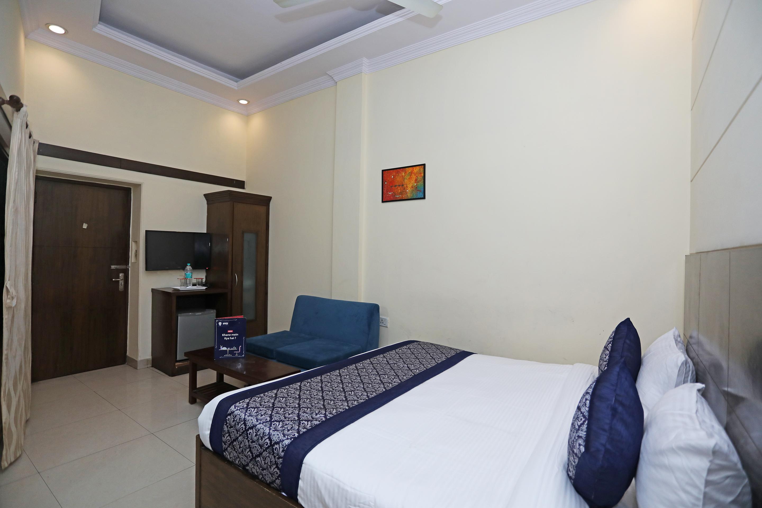 Capital O 10750 Hotel Vivek New Delhi Exterior photo