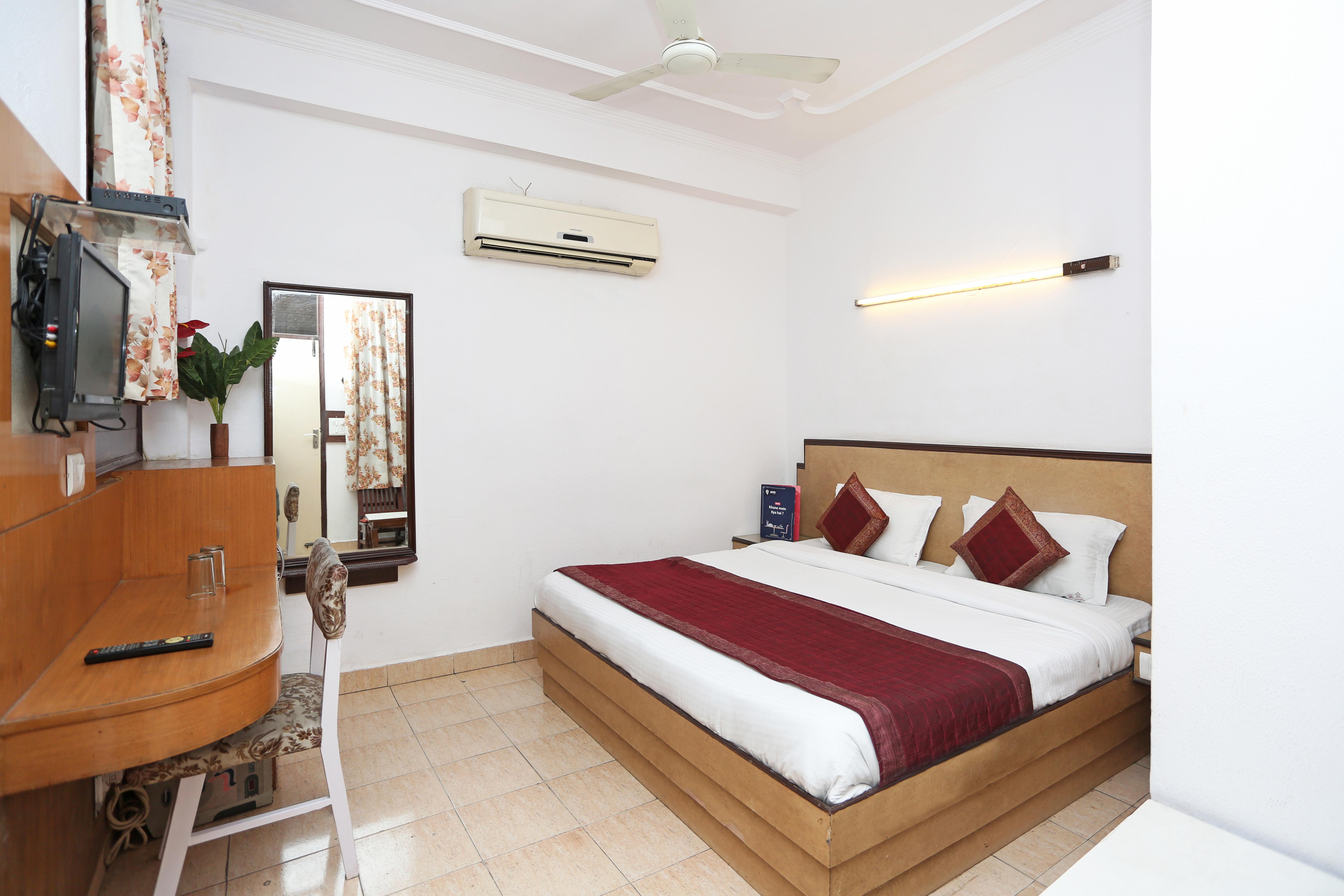 Capital O 10750 Hotel Vivek New Delhi Exterior photo