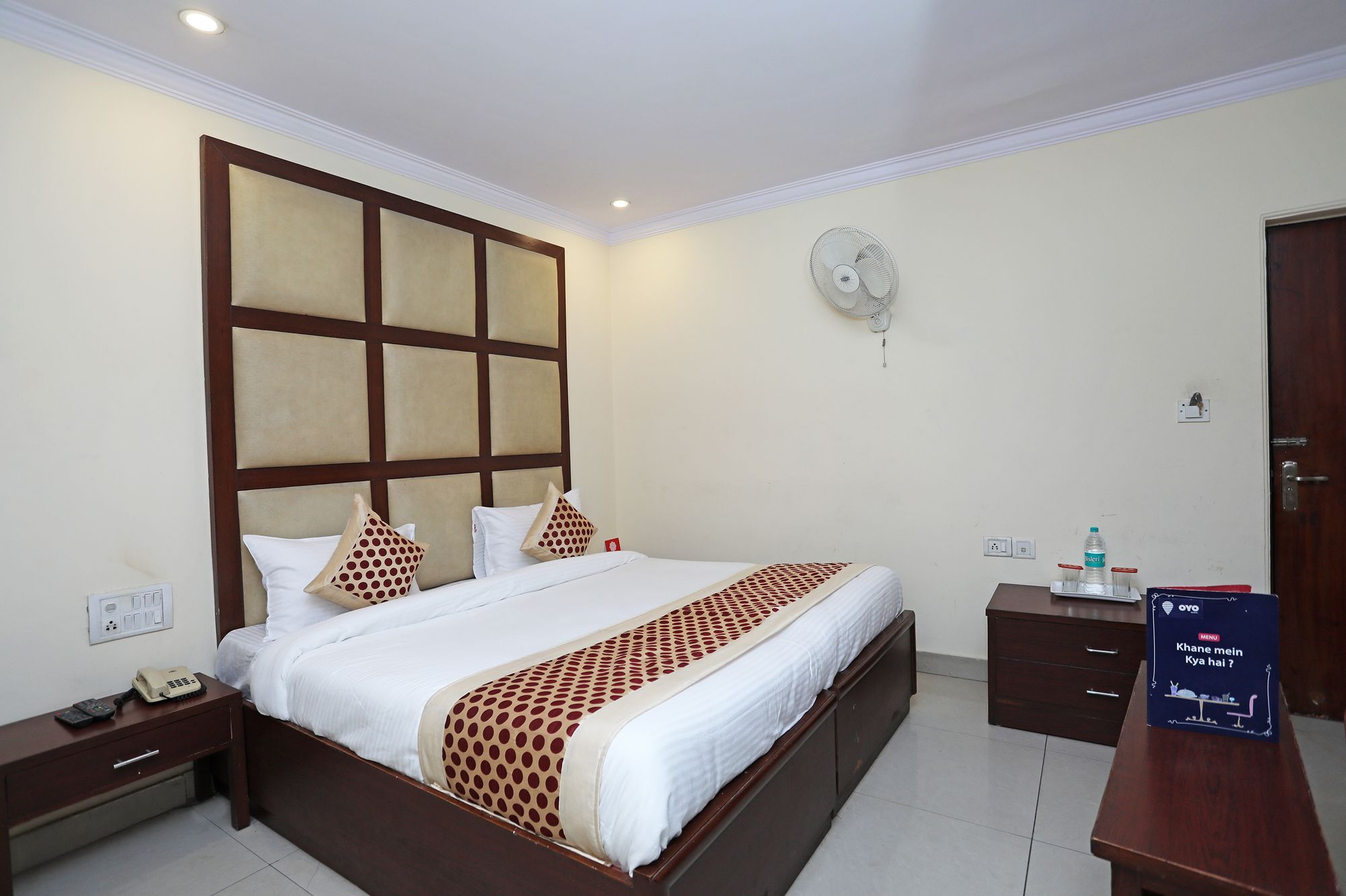 Capital O 10750 Hotel Vivek New Delhi Exterior photo